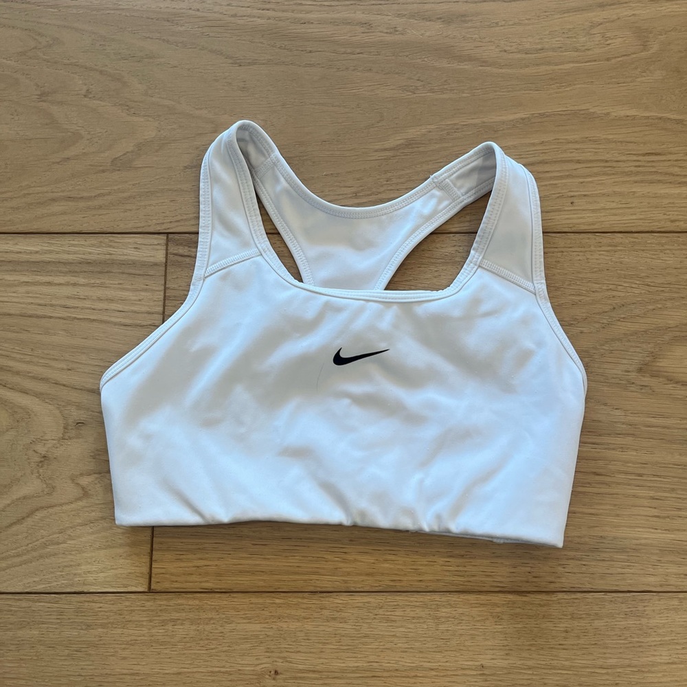 Nike sports bra size small black/white